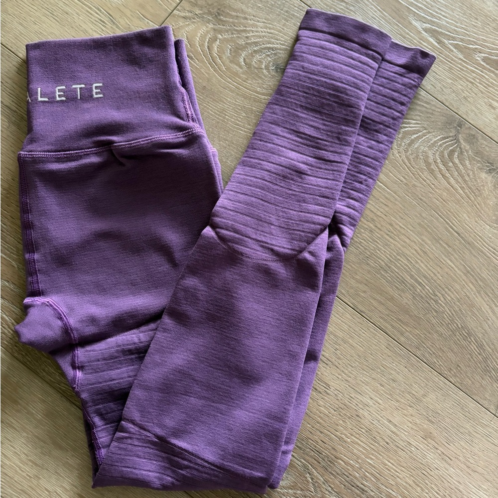 Alphalete leggings